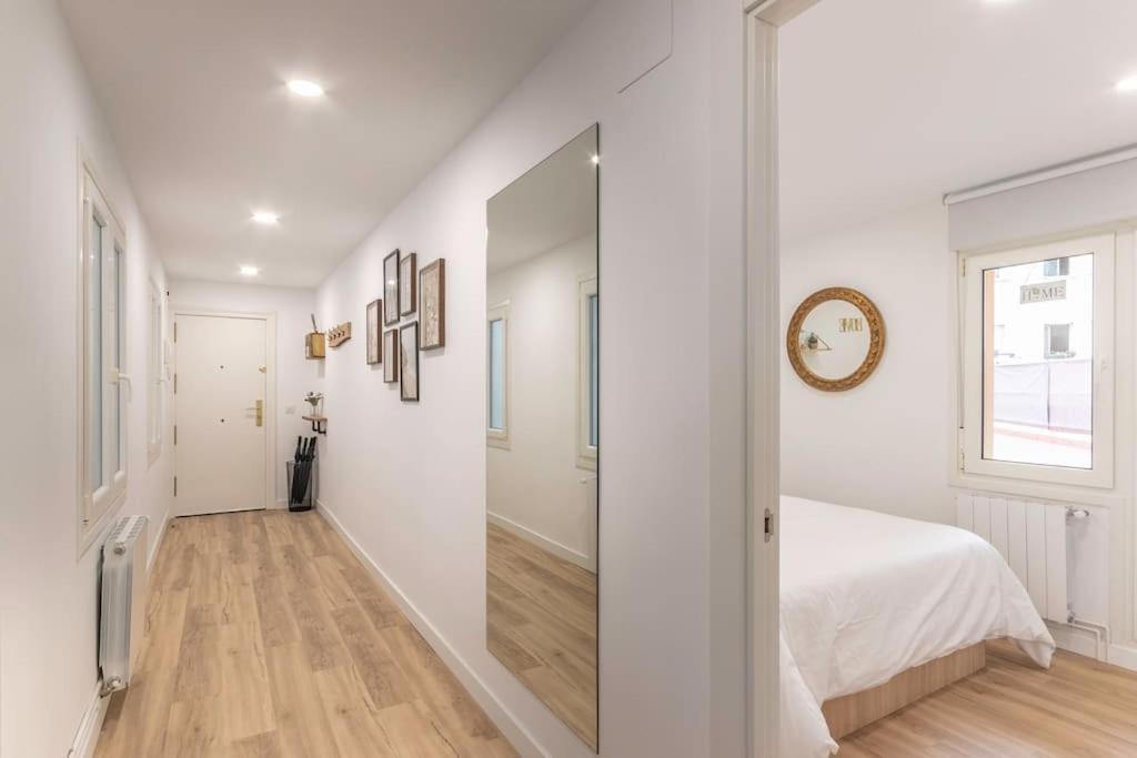 Apt In The Old Town With Cool Terrace!! Private Parking Bilbao Esterno foto